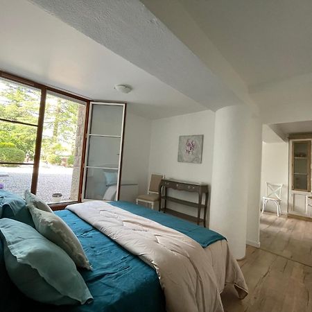 Bed and Breakfast Castell Rose Prades  Zimmer foto